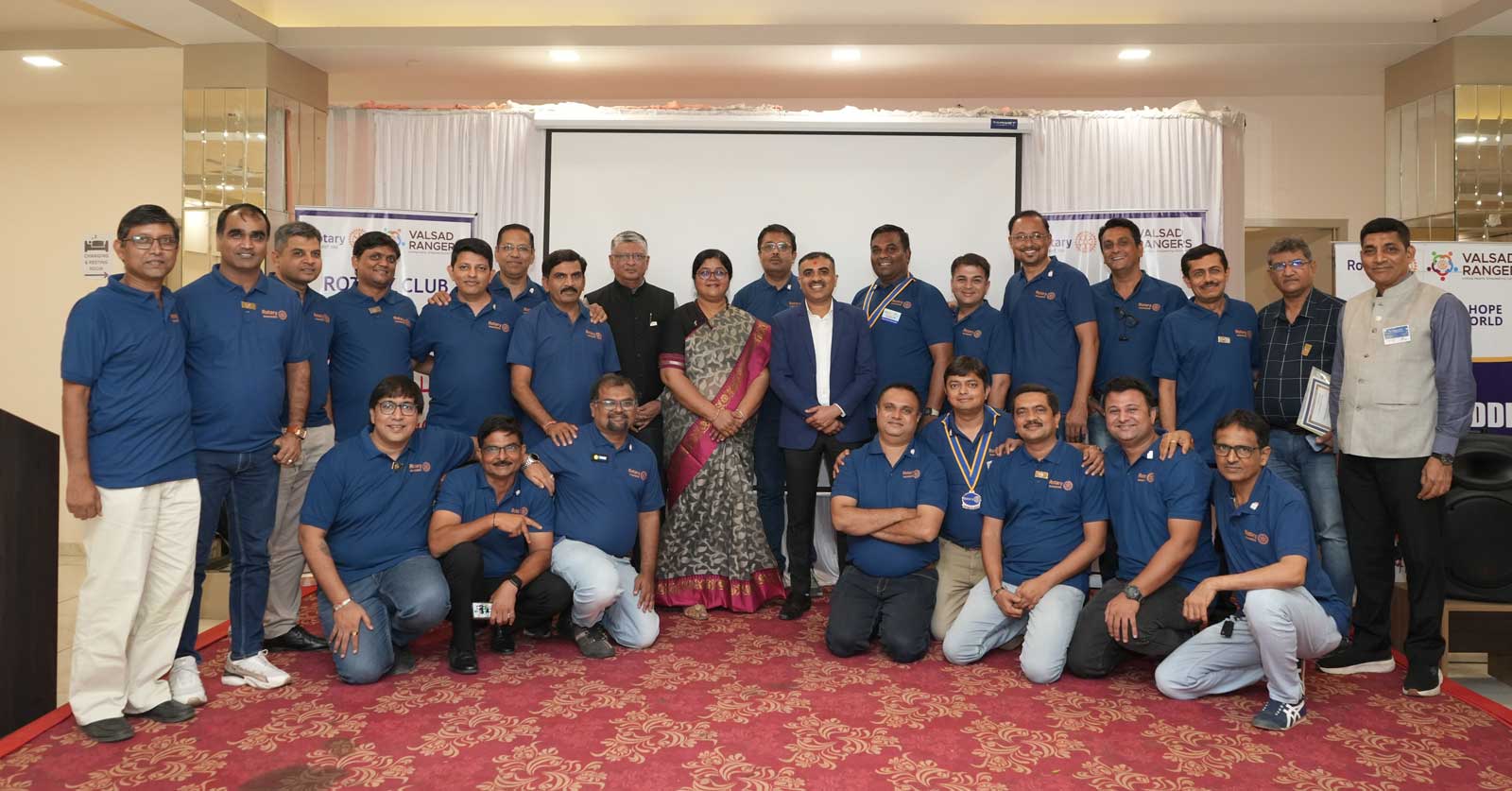 Swearing-In Ceremony of Rtn. Manoj Jain as President of Rotary Valsad Ranger