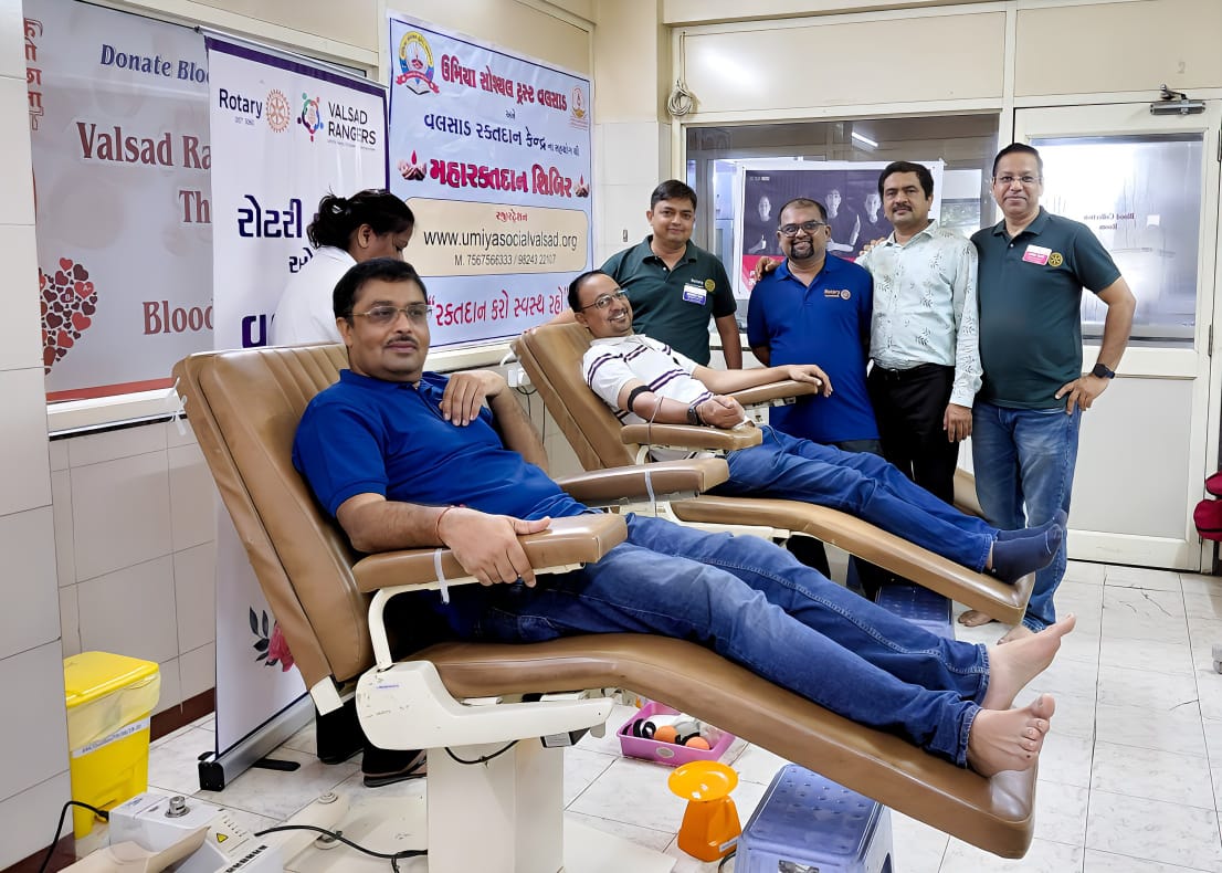 Blood Donation Camp by Rotary Valsad Rangers
